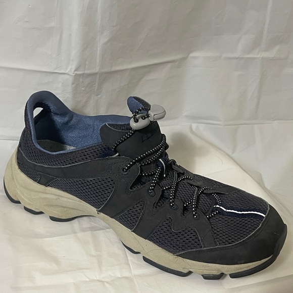 L. L. Bean sneakers for men size 10.5 - Picture 7 of 8